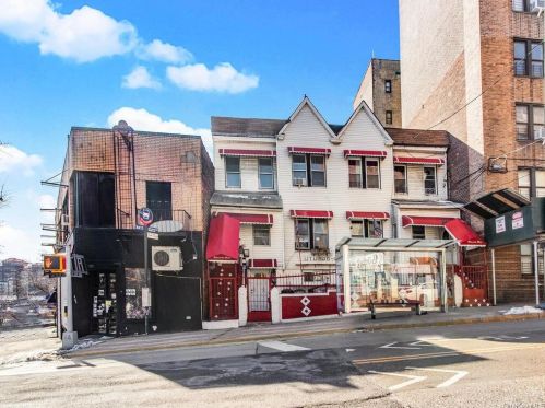 76 170th St, Bronx, NY 10452-7013
