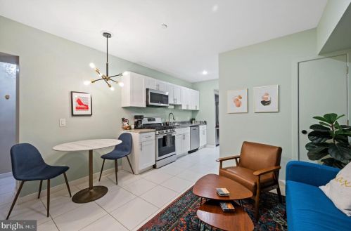 1303 Hope St, Philadelphia PA  19122-4610 exterior