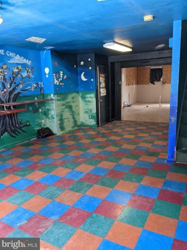 2029 Ellsworth St, Philadelphia PA 19146-3010 exterior