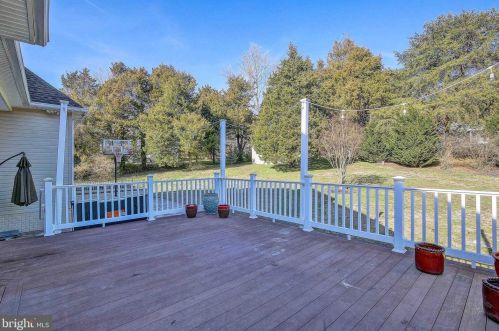 3300 Holland Clf Rd, Huntingtown MD 20639-9722 exterior