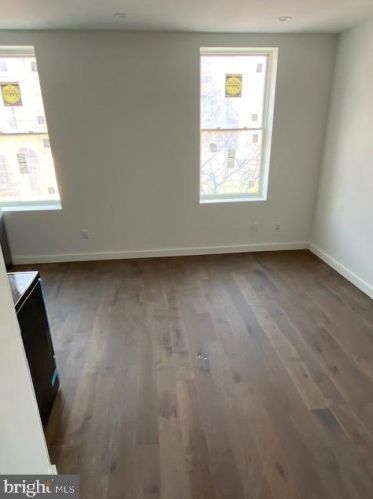 1810 Frankford Ave, Philadelphia PA 19136-3133 exterior