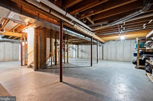 53 Primrose Cir, Princeton NJ 08540-9416 exterior