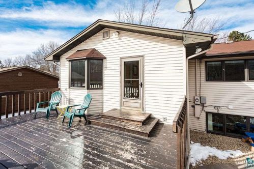 232 Rainbow St, Duluth MN 55811-2046 exterior