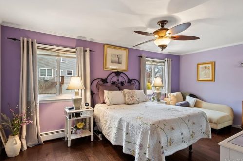 74 Leroy Ave, Valhalla NY 10595-1437 exterior