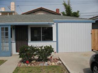 147 Hollywood Ave, Oxnard CA  93035-4614 exterior