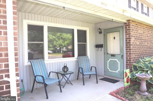 232 Daffodil Ct, Quakertown, PA 18951-2735