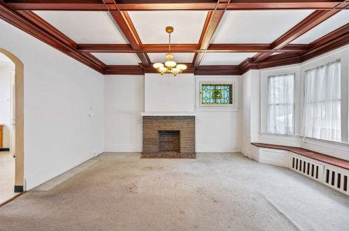 1675 Beechwood Blvd, Pittsburgh PA 15217-1713 exterior