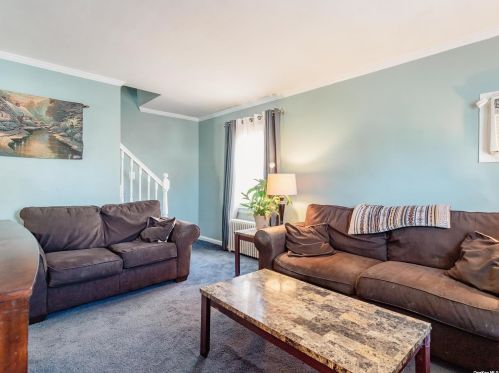 128 Casper St, Valley Stream NY 11580-3606 exterior