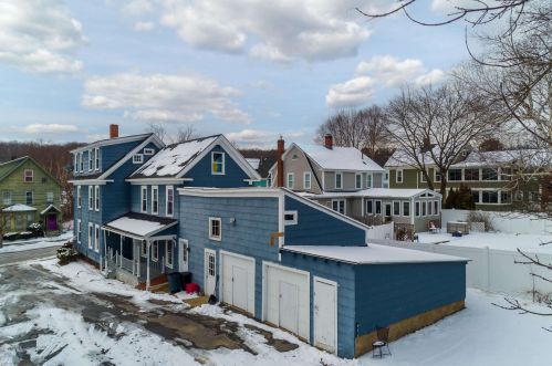 144 Rumford St, Concord NH 03301-3906 exterior