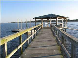 3105 Shore Dr, Charleston SC  29407-5604 exterior