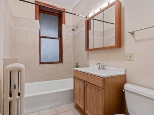 1461 56th St, Chicago IL  60637-1865 exterior