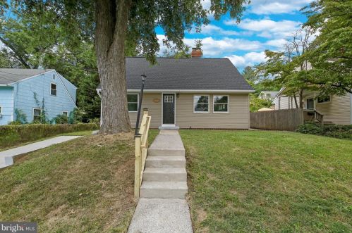 13210 Midway Ave, Rockville MD 20851-1813 exterior