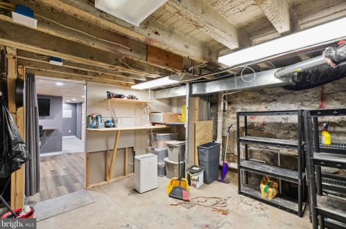 326 Jackson St, Philadelphia PA 19145-3617 exterior