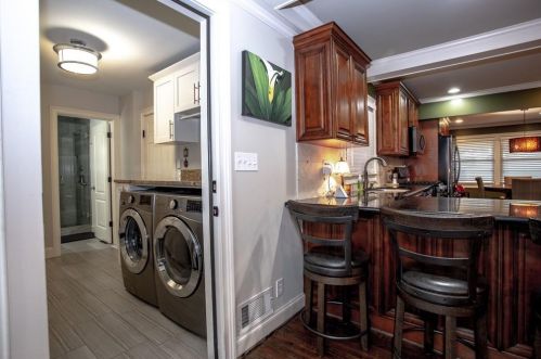 1401 Council Blf Dr, Atlanta GA 30345-4133 exterior