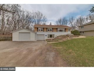 4308 Highland Rd, Hopkins MN  55345-2904 exterior