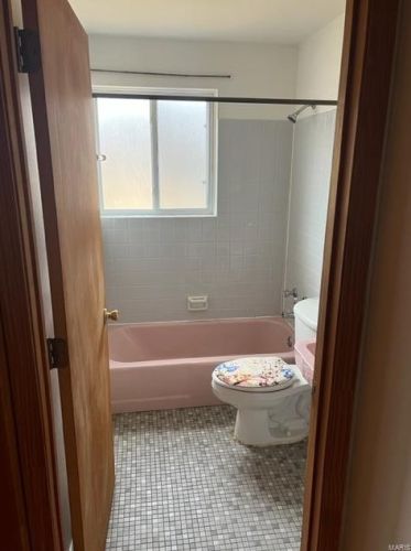 10288 Dacey Dr, Saint Louis MO 63136-3313 exterior