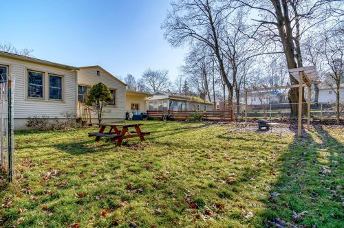 2318 Frederick Ave, Kalamazoo MI  49008-1625 exterior