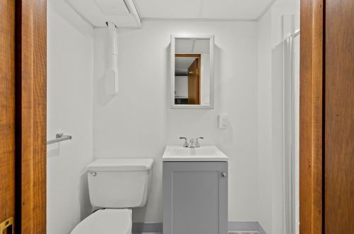 604 Olympia Rd, Pittsburgh PA  15211-1312 exterior