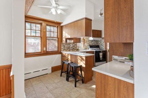 7328 Lloyd St, Milwaukee WI 53208-1207 exterior