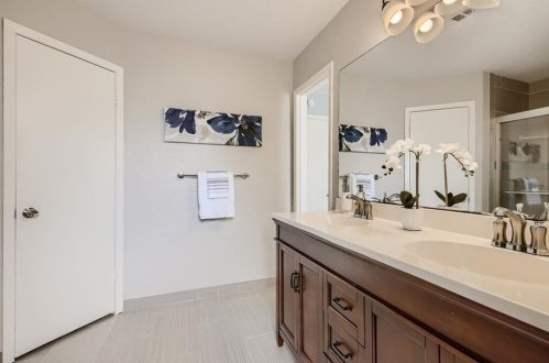 11506 Fence Post Trl, Austin TX 78750-1950 exterior