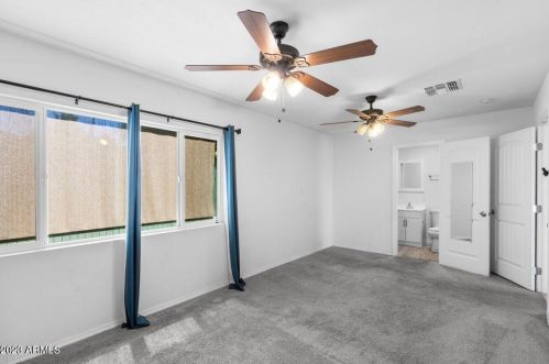 1133 Alice Ave, Phoenix AZ  85020-3214 exterior