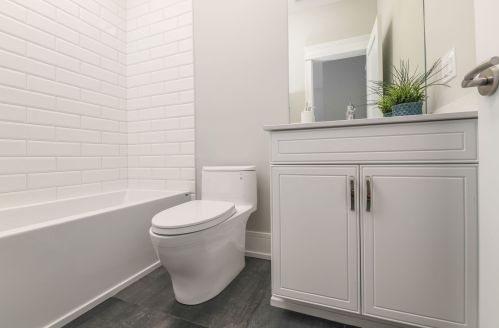 3642 Artesian Ave, Chicago IL  60618-4708 exterior