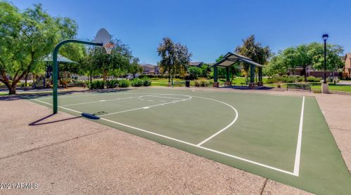 5616 21st Pl, Phoenix AZ  85040-3453 exterior