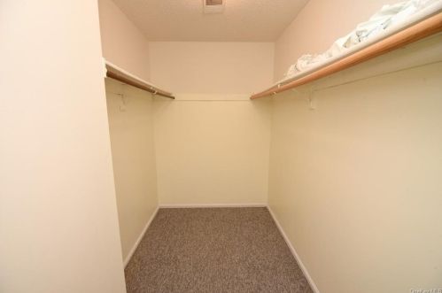 25 Huntington Cir, Peekskill NY 10566-2558 exterior