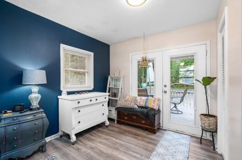 955 Lake Dr, Lithonia GA  30039-5747 exterior