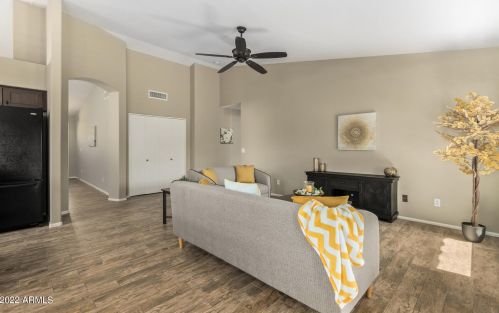 21602 33rd Ln, Phoenix AZ 85051-5942 exterior