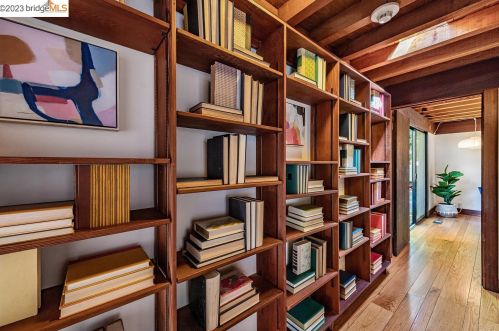 140 Avenida Dr, Berkeley CA 94708-2145 exterior