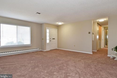 3512 Fitzhugh Ln, Silver Spring, MD 20906-1439