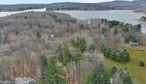 3 Wooded Ridge Rd, Swanton MD 21561-2334 exterior