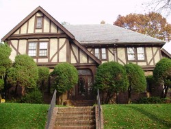 110 Cedar St, Newton, MA 02459-1501