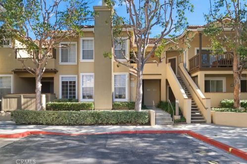 190 Gallery Way, Tustin, CA 92782-1112