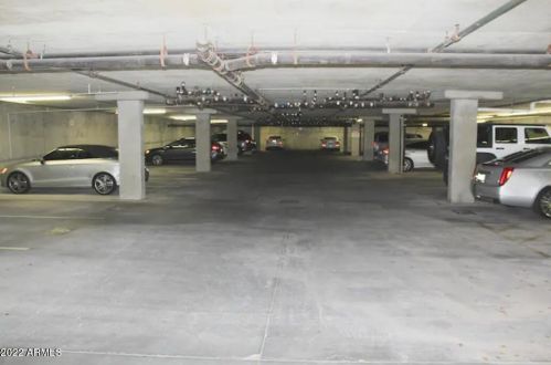 5104 32nd St, Phoenix AZ 85018-1473 exterior