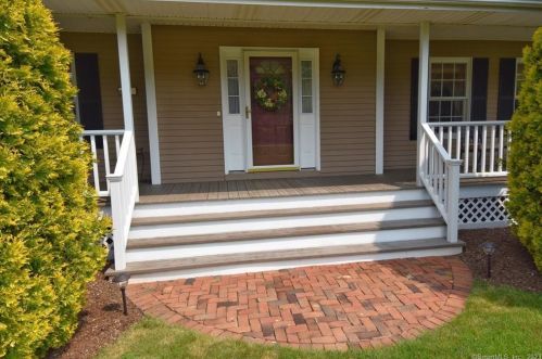 3 Ajellos Farm Rd, Seymour CT 06483-2363 exterior