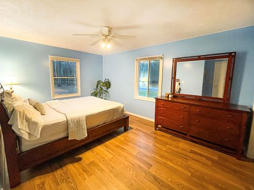 11384 Hydeaway Ct, Middlevle MI 49333-8252 exterior