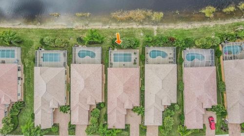 7804 Orvieto Ct, Naples FL 34114-2626 exterior