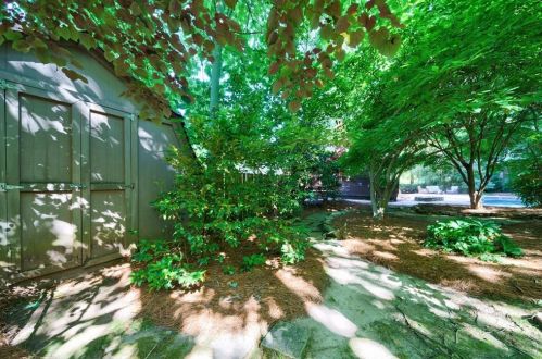 305 Drummen Ct, Atlanta GA 30328-2658 exterior