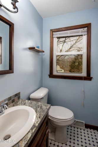 3653 108 St, Byron Township MI 49315-8705 exterior