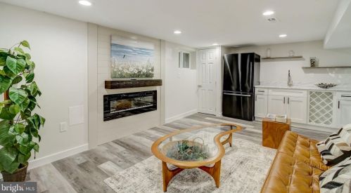 2911 17th St, Washington DC  20018-1825 exterior