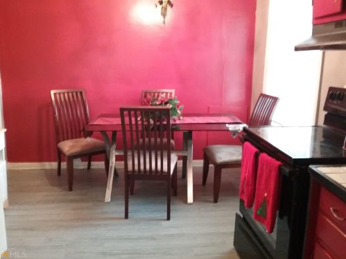 1441 Lockwood Dr, Atlanta GA 30311-3533 exterior