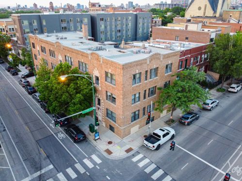 35 Paulina St, Chicago, IL 60612-2660