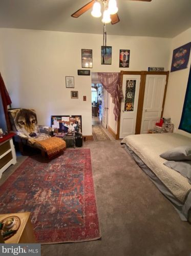 3204 Cv Rd, Camden NJ 08110-3512 exterior