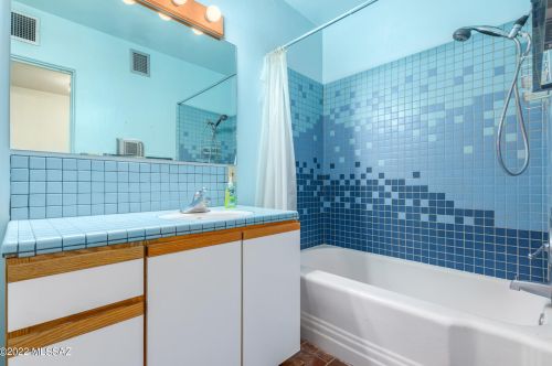 5252 18th St, Tucson AZ 85719-6760 exterior