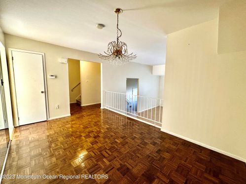 271 Clubhouse Dr, Middletown NJ 07748-1340 exterior