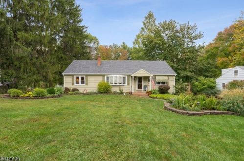 6 Frederick Pl, Morristown, NJ 07960-6338