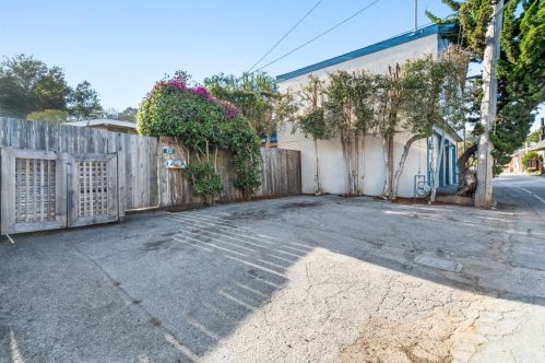 425 Riverview Ave, Capitola CA 95010-2757 exterior