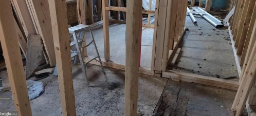 2136 30th St, Philadelphia, PA 19121-1101